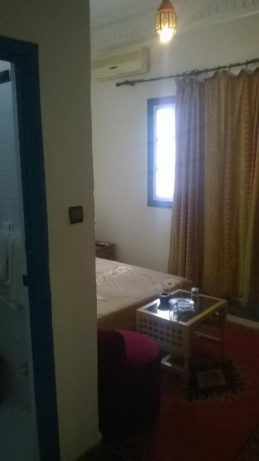 Hotel Tiout タルーダント エクステリア 写真
