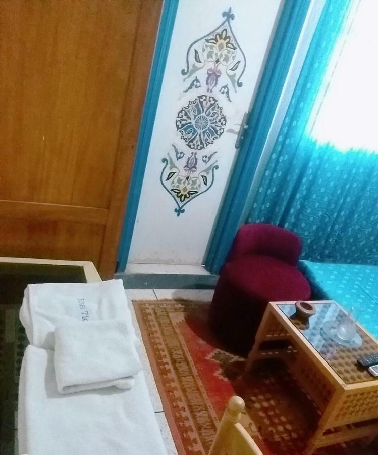 Hotel Tiout タルーダント エクステリア 写真